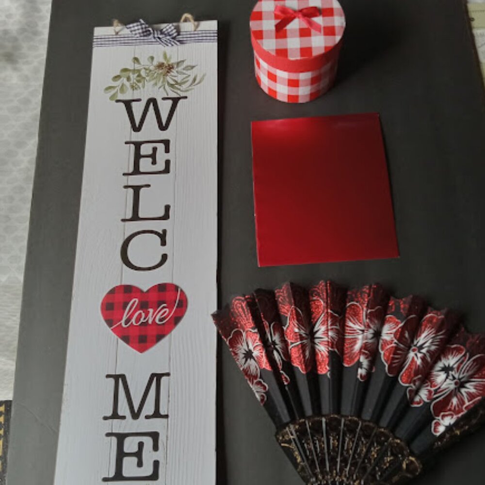 Red and White Gift Set 4pc